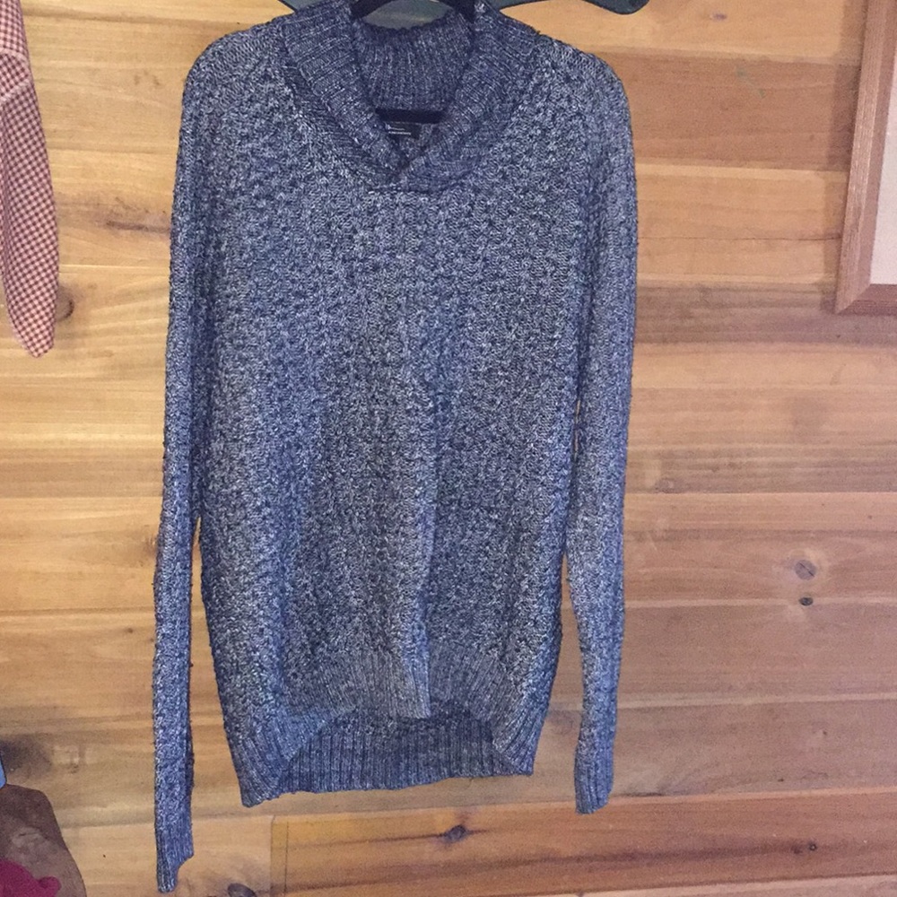 Marc Anthony women’s sweater